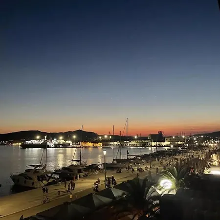 Διαμέρισμα Marine With Sea & Port View!