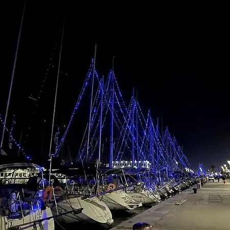 Marine With Sea & Port View! Διαμέρισμα