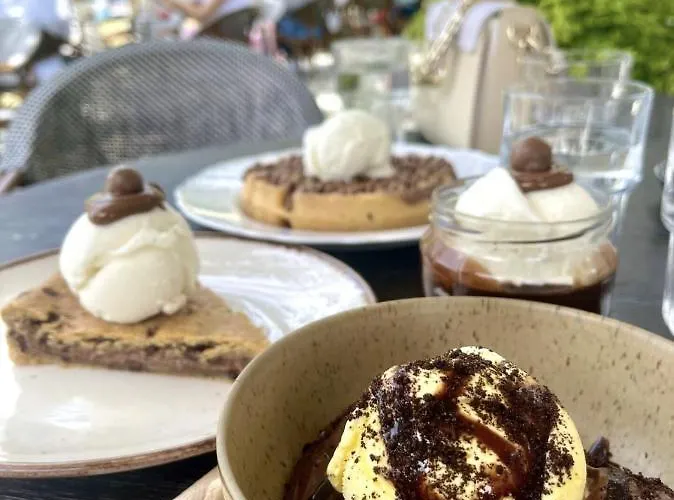 Daire Marine With Sea & Port View! *