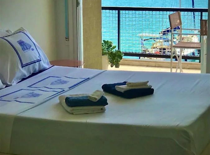 Marine With Sea & Port View! Daire