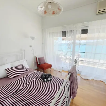 アパート Marine With Sea & Port View!