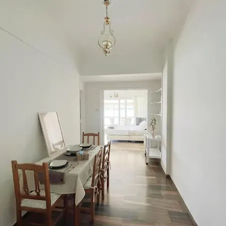 Marine With Sea & Port View! شقة فولوس