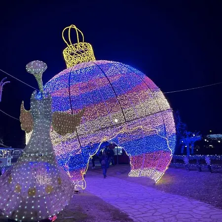 Marine With Sea & Port View! *