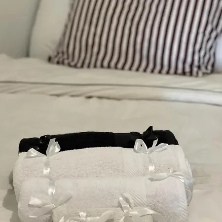 Marine With Sea & Port View! * ヴォロス