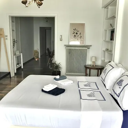 Marine With Sea & Port View! アパート *