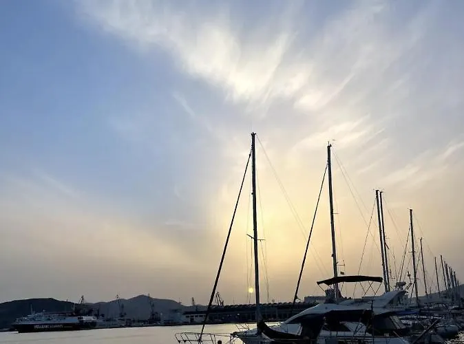 Marine With Sea & Port View! *