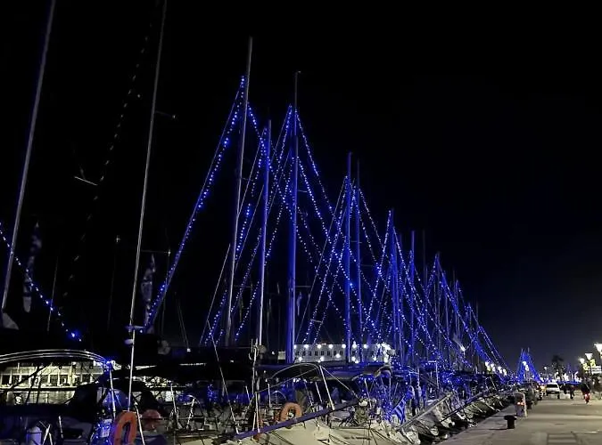 Marine With Sea & Port View! Apartamento